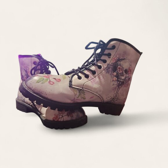 Women Skull and Roses Combat Ankle Boots Size: 10 - Picture 7 of 8